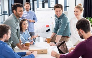 intereses y negociación